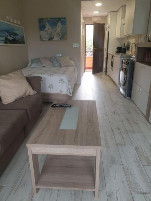 Precioso Estudio Con Piscina A 200M Del Mar Μαρμπέλλα Εξωτερικό φωτογραφία