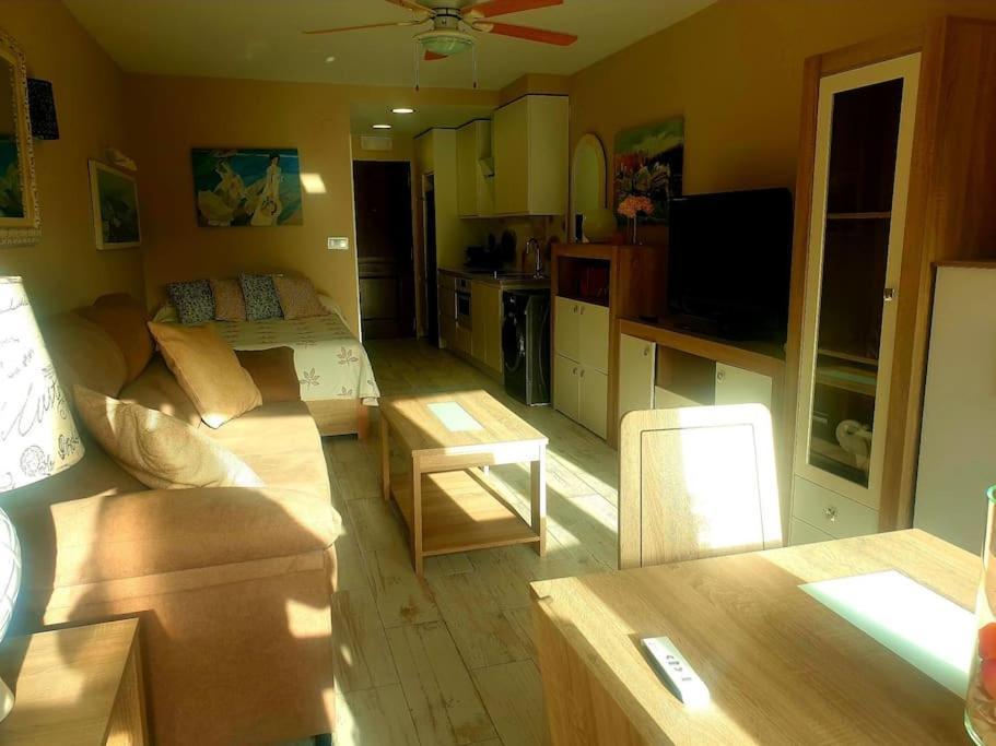 Precioso Estudio Con Piscina A 200M Del Mar Μαρμπέλλα Εξωτερικό φωτογραφία