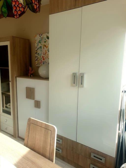 Precioso Estudio Con Piscina A 200M Del Mar Μαρμπέλλα Εξωτερικό φωτογραφία